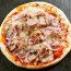 Thunfisch-Zwiebel-Pizza