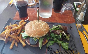 Social Eating House