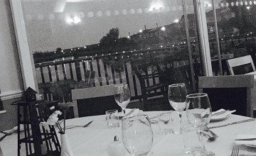 Oysterfleet Hotel